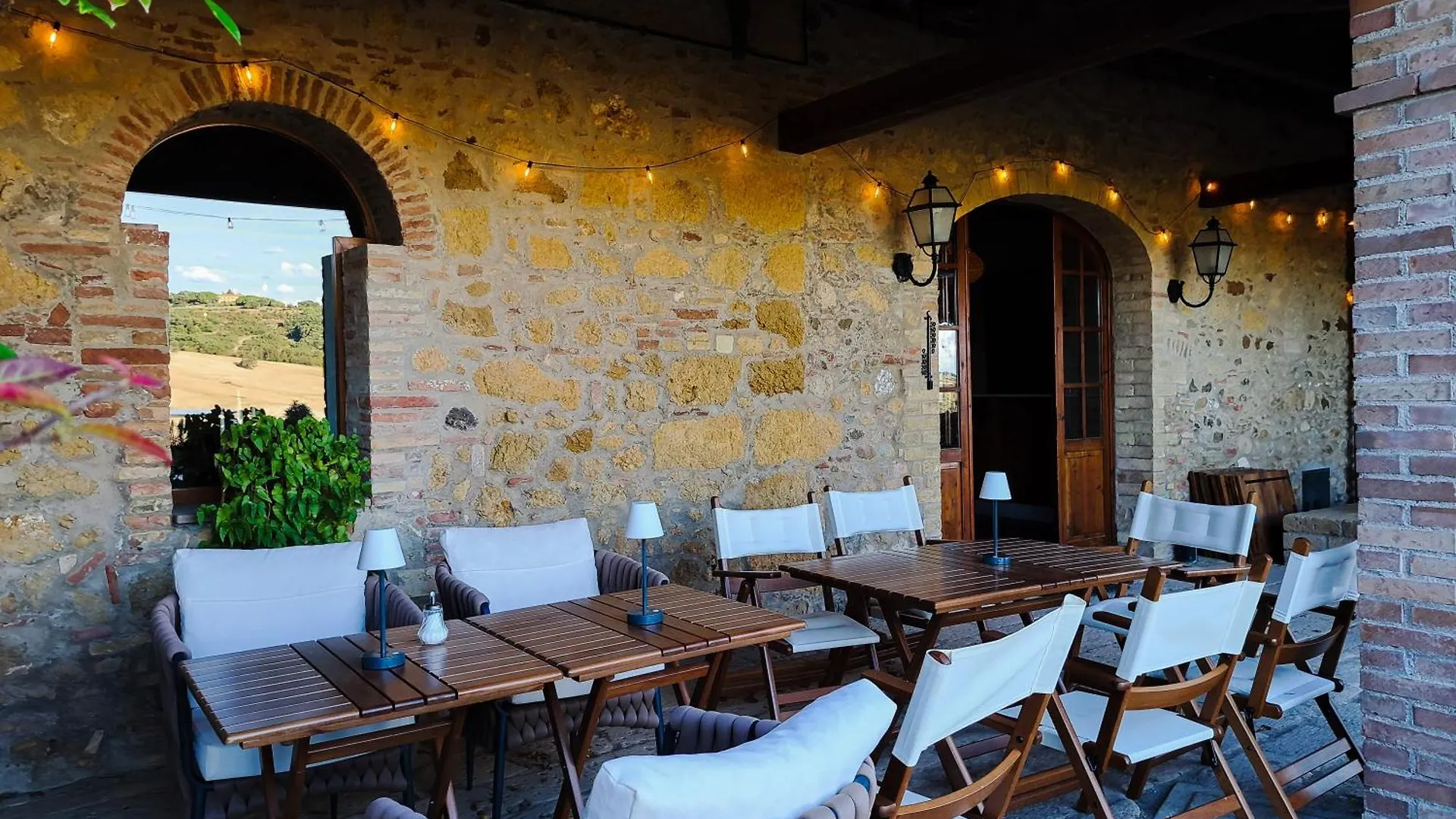 Le Valli Tuscany Pomarance 0*,  Italy